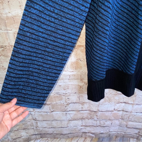 Exclusively Misook Blue Black Striped Knit Full Zip Cardigan Size 1X - Picture 3 of 7